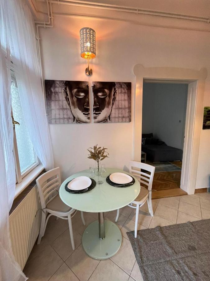 Szeged Apartman ภายนอก รูปภาพ
